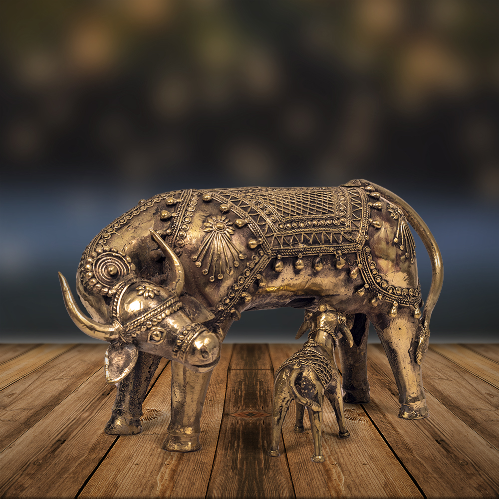 Dhokra Mahavastu Remedies Cow & Calf Stand- Brings Prosperity