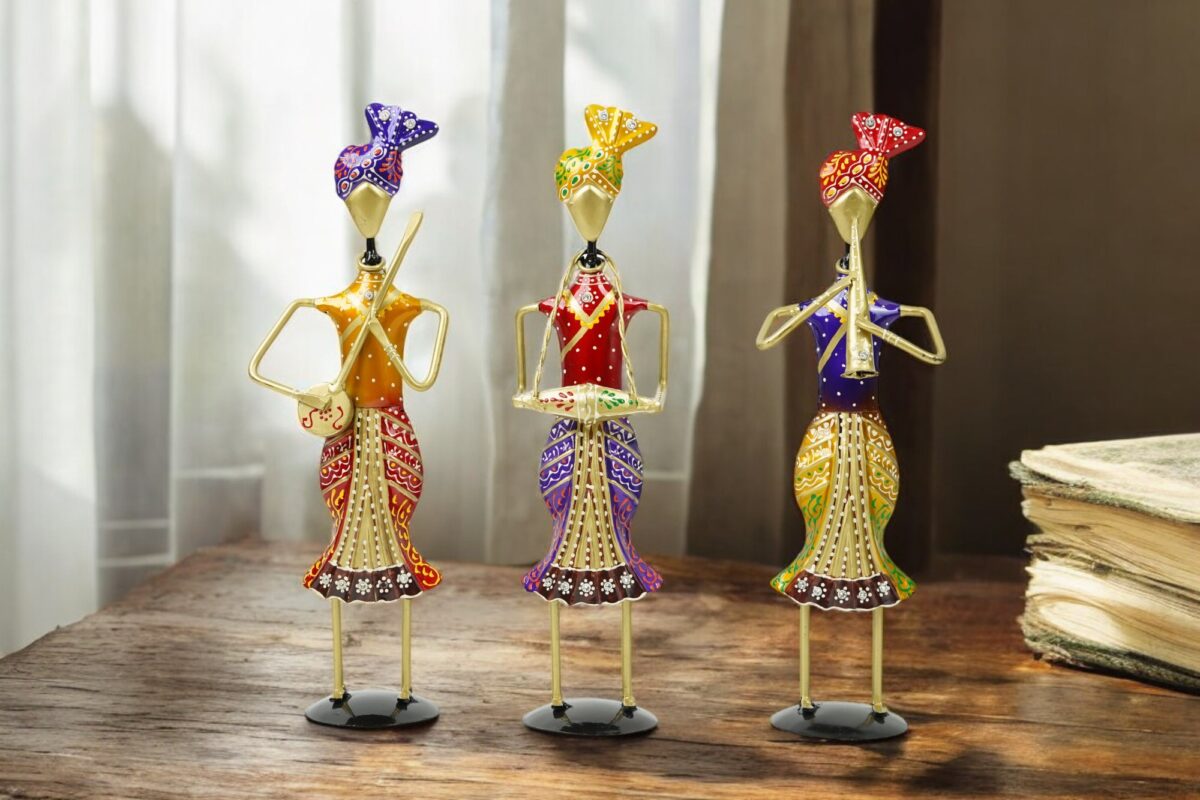 Tika Sardar Musicians Set Of 3 - Image 3