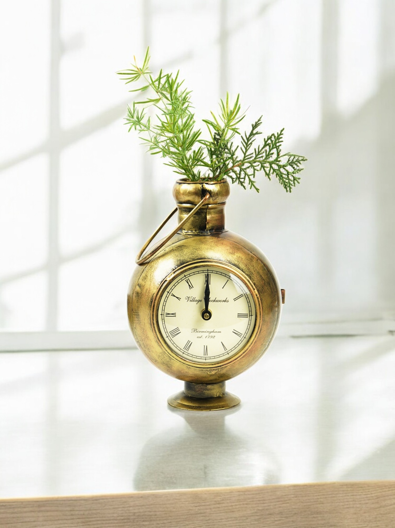 Glass Kudiya T- Light + Clock