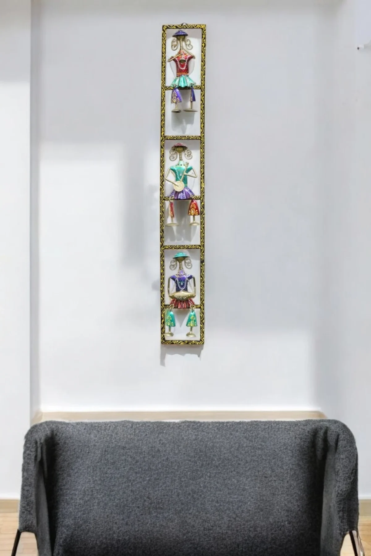 Iron Topi Doll Frame Hanging Legs Vertical - Image 2