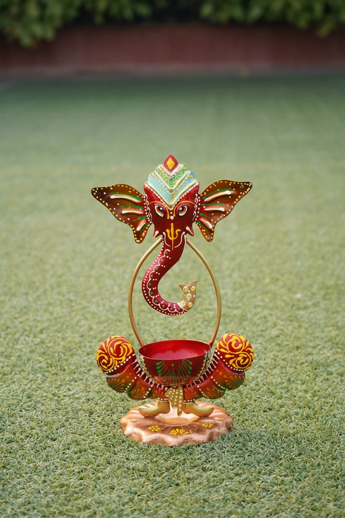 Iron ganesh T light