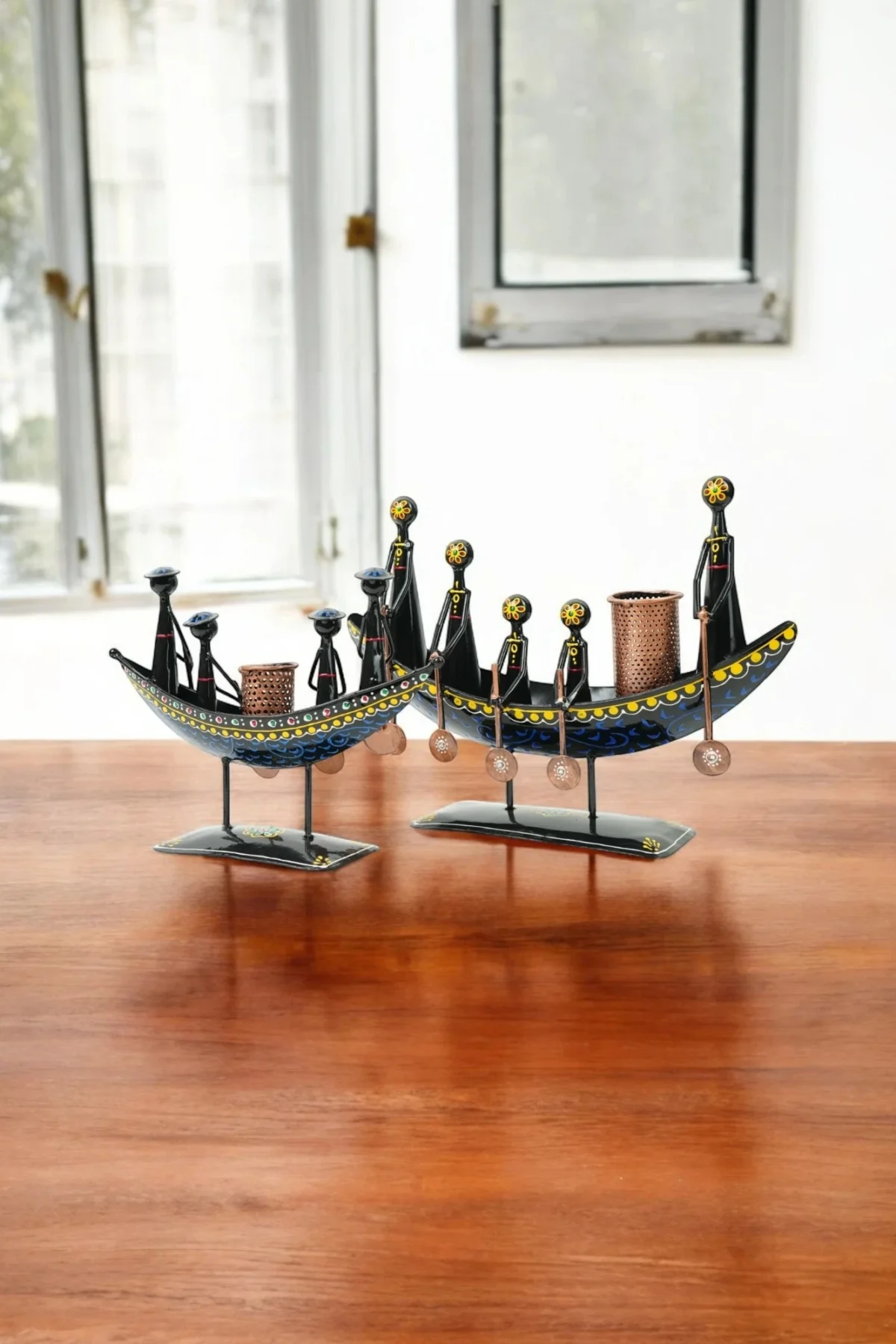 5 Lady Big Ship Pen Stand - Image 4