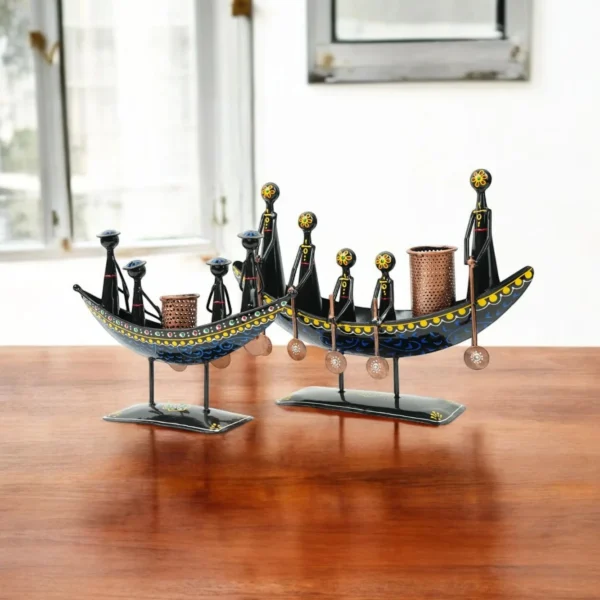 5 Lady Big Ship Pen Stand