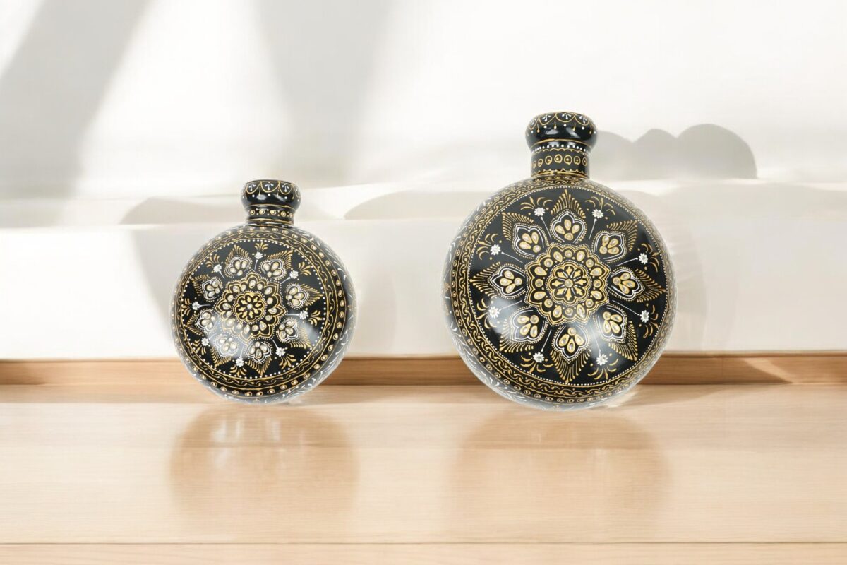 Iron Wall Painted Kudiya Set Of 2 - Image 3