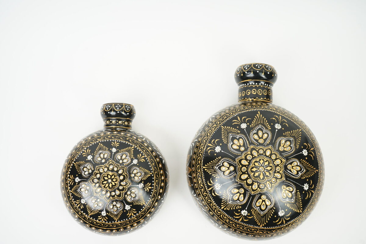 Iron Wall Painted Kudiya Set Of 2 - Image 4