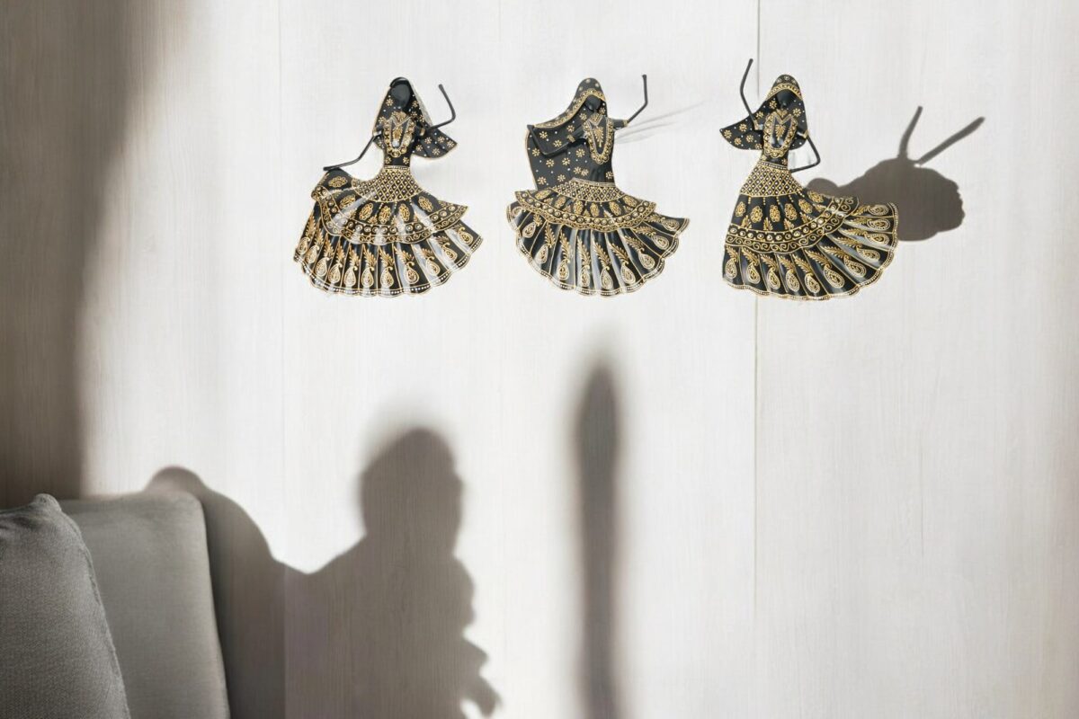 Wall Hook Kaalbeliya Lady Set Of 3 - Image 3