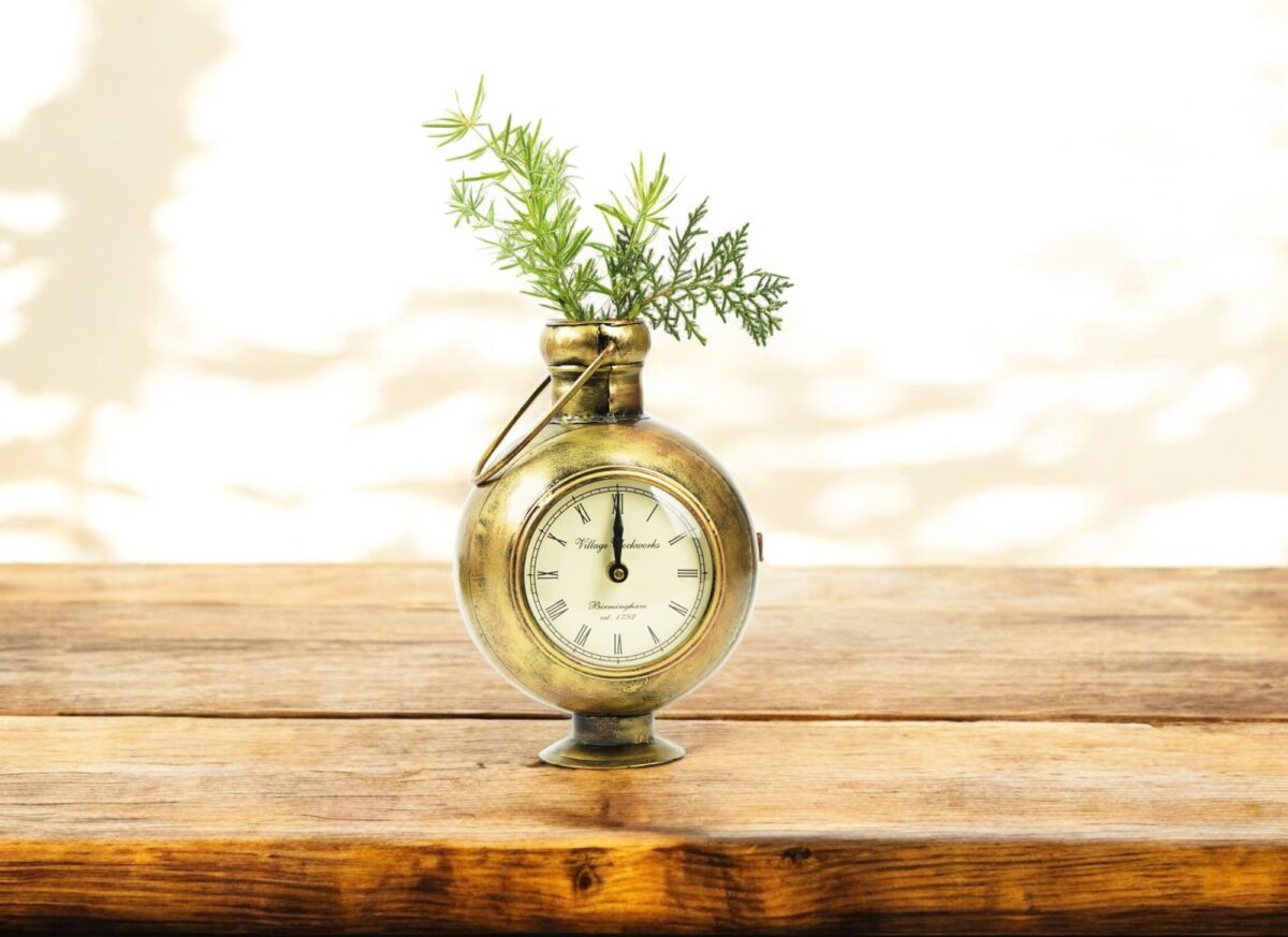Glass Kudiya T- Light + Clock - Image 3
