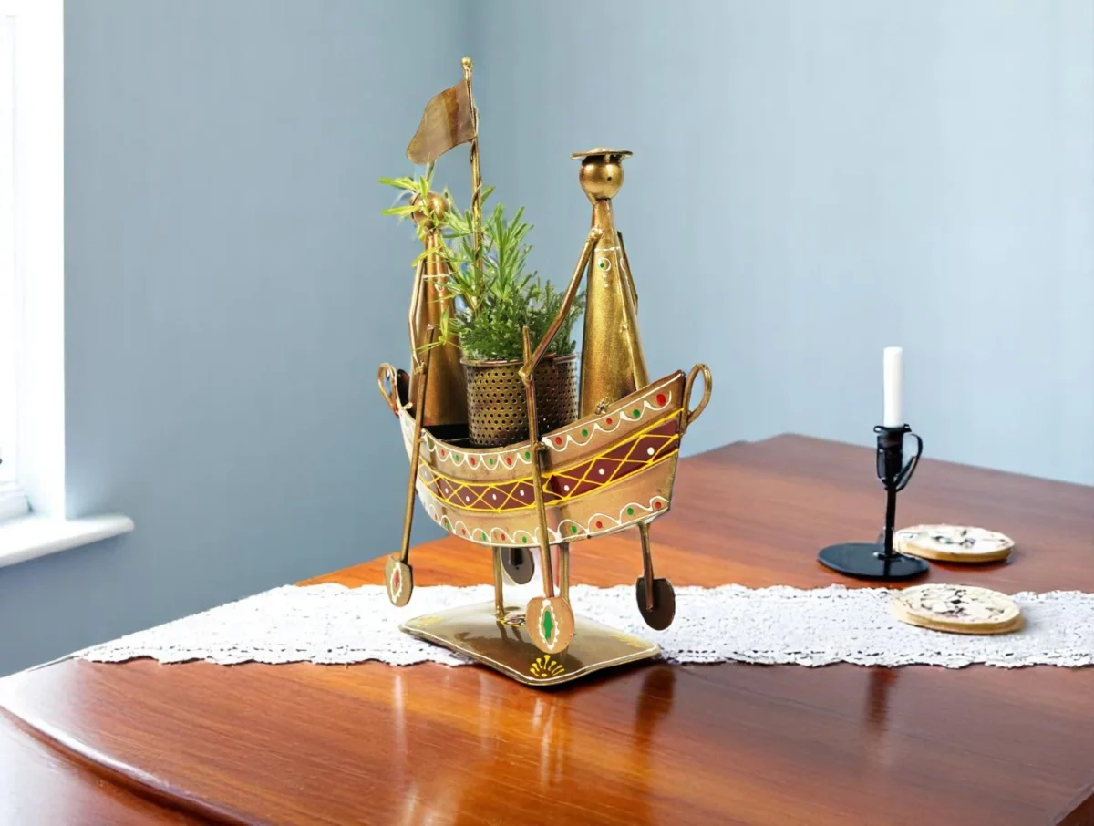2 Lady Big Ship Pen Stand - Image 3