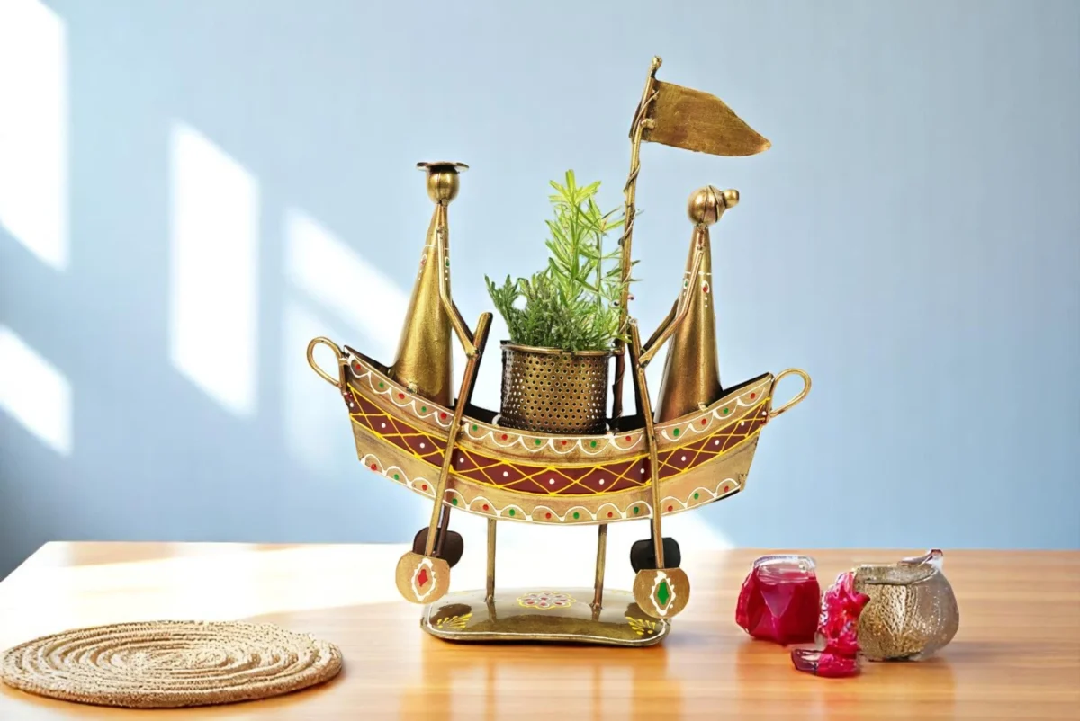 2 Lady Big Ship Pen Stand - Image 4