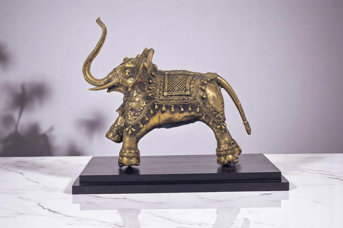Heritage Brass Good Luck Charm Elephant With Base- 𝗗𝗶𝘃𝗶𝗻𝗲 𝗣𝗼𝘀𝗶𝘁𝗶𝘃𝗲 𝗘𝗻𝗲𝗿𝗴𝘆 - Image 3